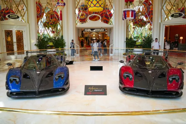 Casino Slots of Vegas Android/iOS Forrit